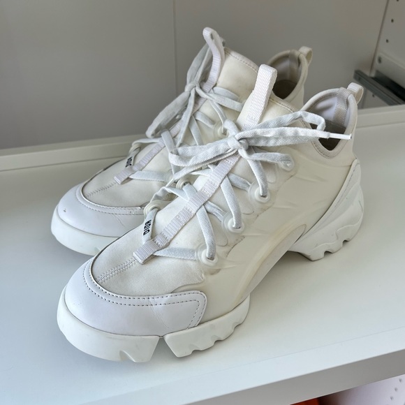 Christian Dior ⭐️ D-Connect White Women’s Sneakers Sz 40 - Picture 1 of 12
